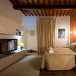 Santa Rosa - Oltrarno *