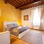 Santa Rosa - Oltrarno
