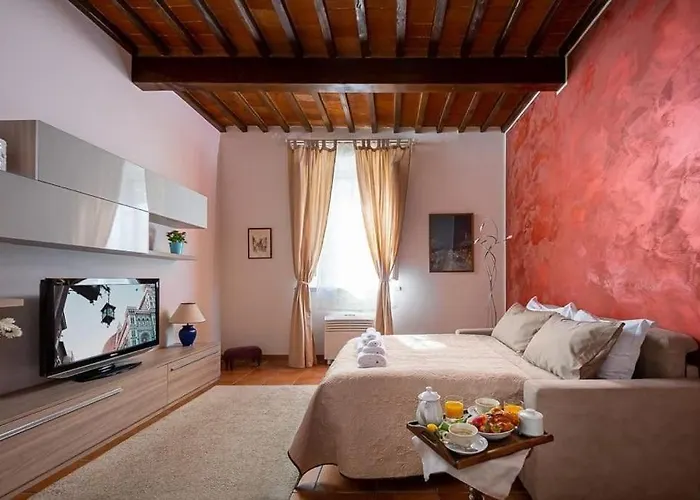 Santa Rosa - Oltrarno Apartment Florence