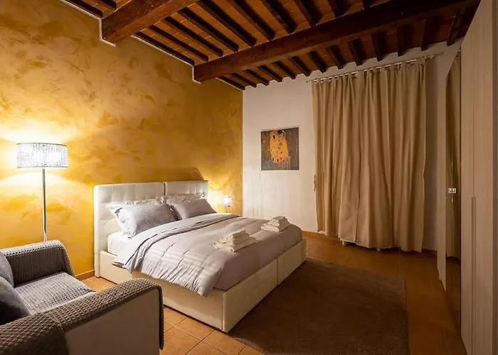 Santa Rosa - Oltrarno