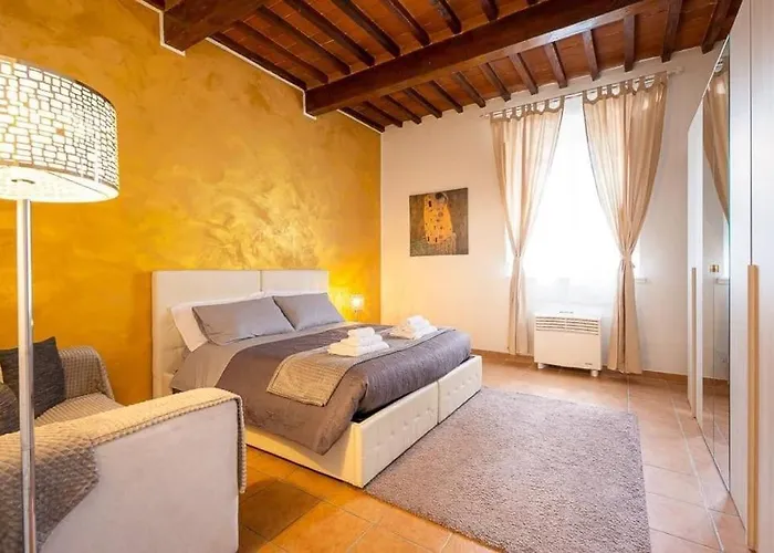 Santa Rosa - Oltrarno